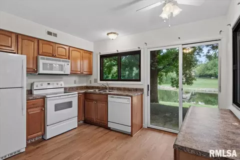 Kitchen - 53 Trailridge Ln, Springfield, IL 62704 photo 1 of 1