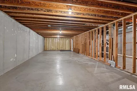 Other - 3505 Tamarak Dr, Springfield, IL 62712 photo 13 of 16