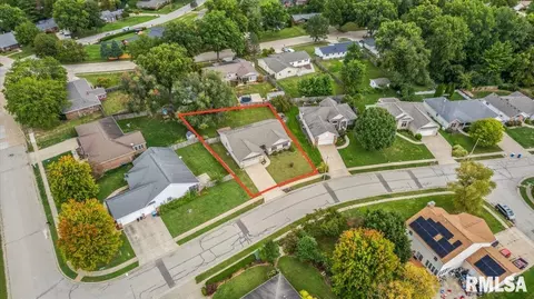 View/Area - 3505 Tamarak Dr, Springfield, IL 62712 photo 2 of 5