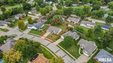 View/Area - 3505 Tamarak Dr, Springfield, IL 62712 photo 1 of 5