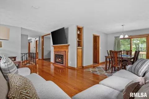 Other - 816 Independence Rdg, Springfield, IL 62702 photo 6 of 14
