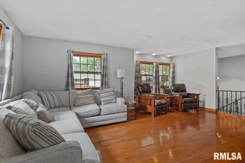 Other - 816 Independence Rdg, Springfield, IL 62702 photo 5 of 14