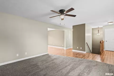 Other - 704 Pheasant Dr, Athens, IL 62613 photo 2 of 17