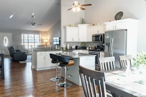 Other - 1518 Dearborn Dr, Springfield, IL 62711 photo 1 of 2