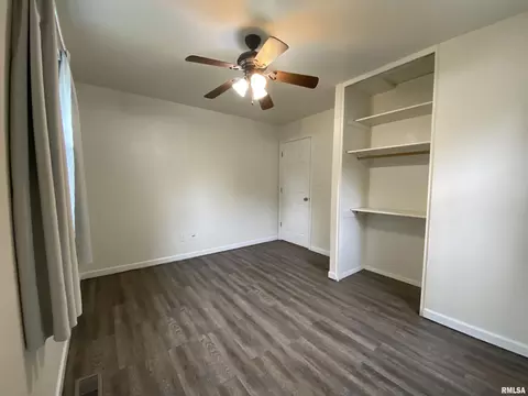 Bedroom - 1311 Johnson Ln, Springfield, IL 62702 photo 2 of 6
