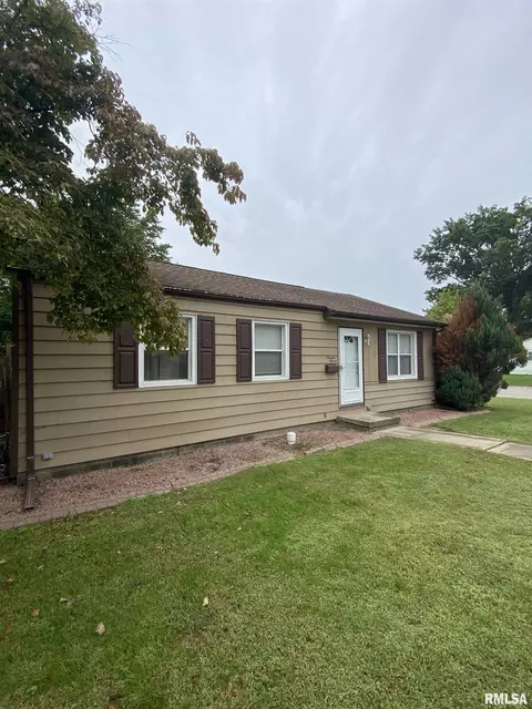 Other - 1311 Johnson Ln, Springfield, IL 62702 photo 4 of 4