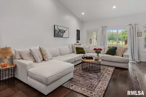 Living - 302 Harbor Point Pl, Springfield, IL 62712 photo 1 of 3