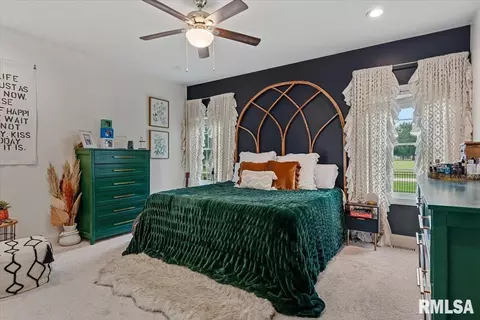 Bedroom - 302 Harbor Point Pl, Springfield, IL 62712 photo 1 of 5