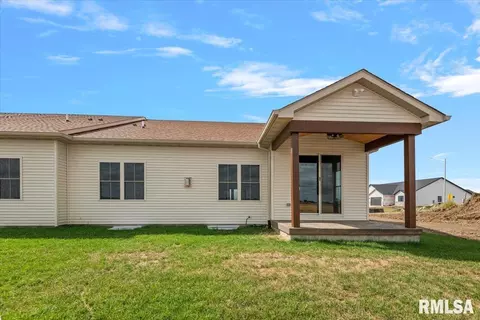 Exterior - 2866 Reseda Rd, Springfield, IL 62711 photo 3 of 3