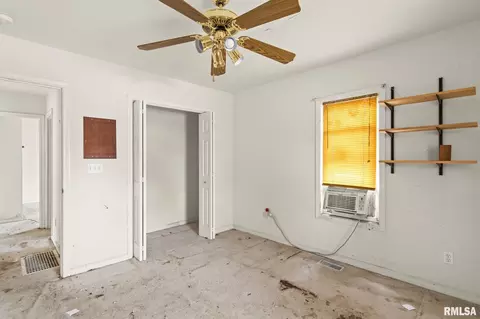 Bedroom - 2449 S 6th St, Springfield, IL 62703 photo 1 of 6