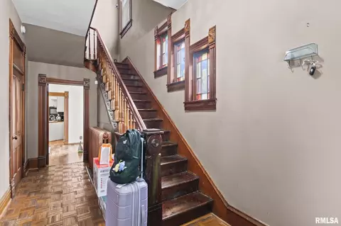 Entry Way - 1227 N 3rd St, Springfield, IL 62702 photo 2 of 3