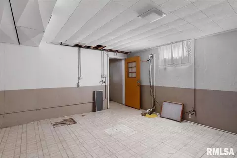 Other - 2240 Grandview Ave, Grandview, IL 62702 photo 11 of 14