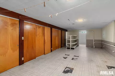 Other - 2240 Grandview Ave, Grandview, IL 62702 photo 7 of 14