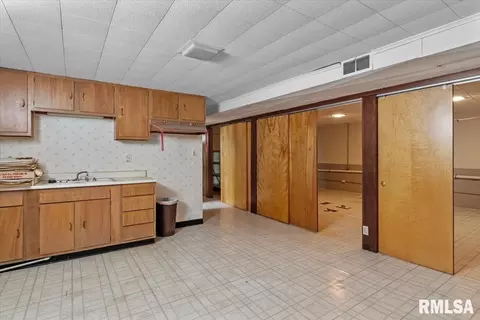 Other - 2240 Grandview Ave, Grandview, IL 62702 photo 4 of 14