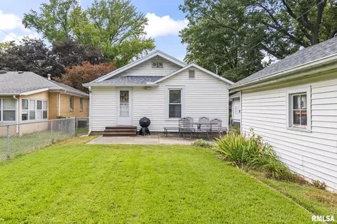 Exterior - 2420 Holmes Ave, Springfield, IL 62704 photo 7 of 7