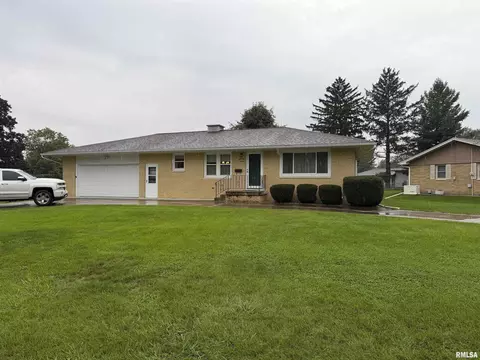 456 N Pleasant Ave, Galesburg, IL 61401