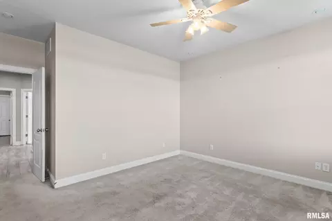 Bedroom - 3811 Sugar Loaf Dr, Springfield, IL 62711 photo 4 of 9