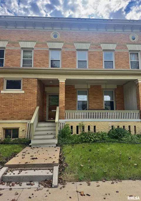 300 S A St, Monmouth, IL 61462