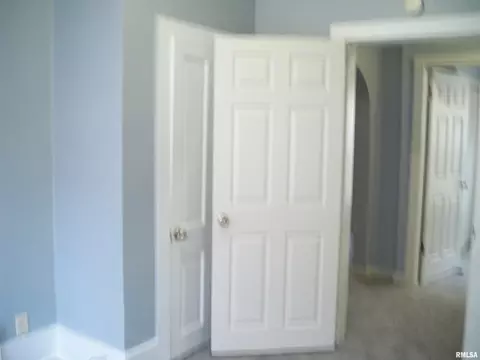 Other - 1120 S Pasfield St, Springfield, IL 62704 photo 2 of 3
