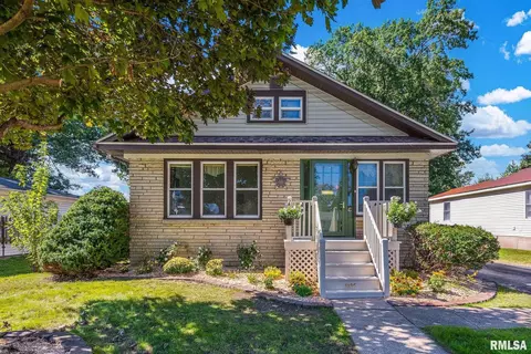 1236 Jefferson St, Galesburg, IL 61401