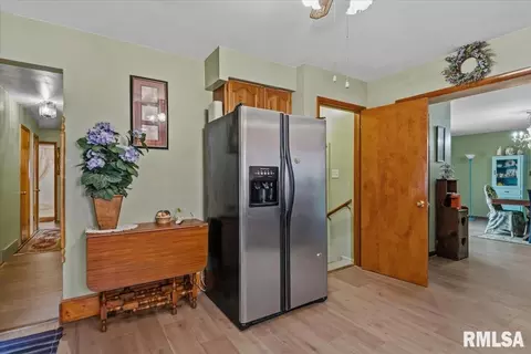 Entry Way - 2124 Blackhawk Rd, Springfield, IL 62702 photo 1 of 1