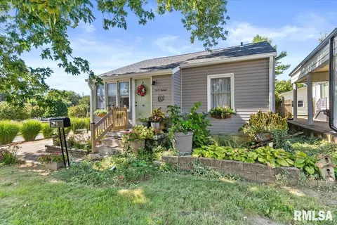 Other - 733 N Walnut St, Springfield, IL 62702 photo 2 of 10