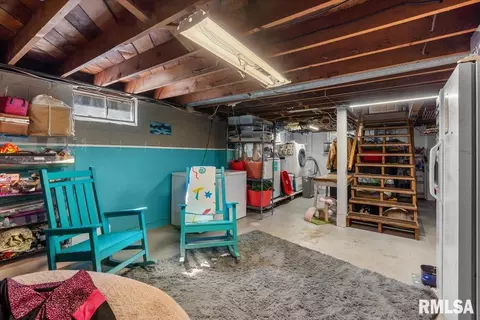 Other - 733 N Walnut St, Springfield, IL 62702 photo 6 of 10