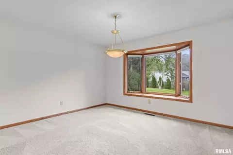 Other - 209 Prestwick Rd, Springfield, IL 62702 photo 2 of 3