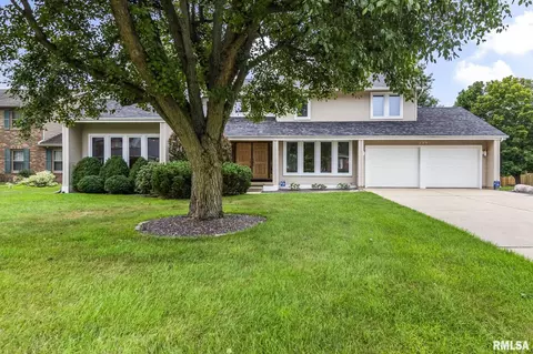 Exterior - 209 Prestwick Rd, Springfield, IL 62702 photo 3 of 7