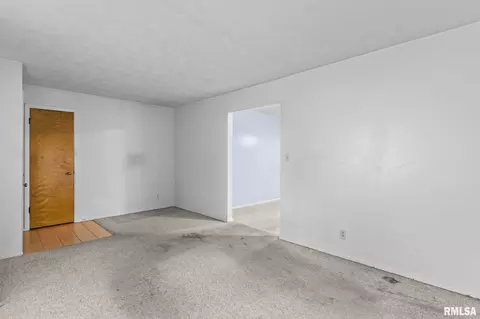 26 Sunnyside Dr, Springfield, IL 62702 photo 6