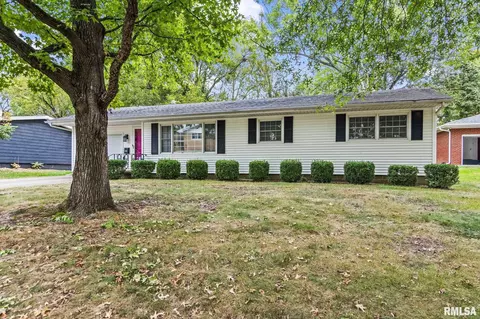 26 Sunnyside Dr, Springfield, IL 62702 photo 2
