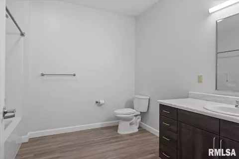 Bath - 501 E Capitol St, Springfield, IL 62701 photo 1 of 2