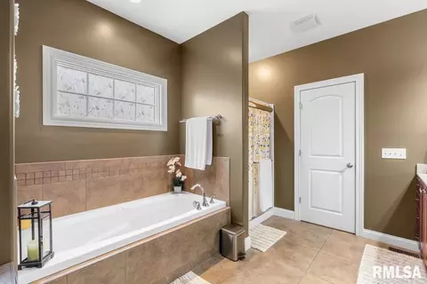 Other - 4713 Greenbriar Dr, Springfield, IL 62711 photo 12 of 22