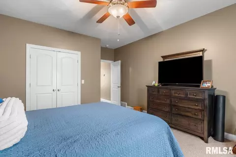 Bedroom - 4713 Greenbriar Dr, Springfield, IL 62711 photo 7 of 7