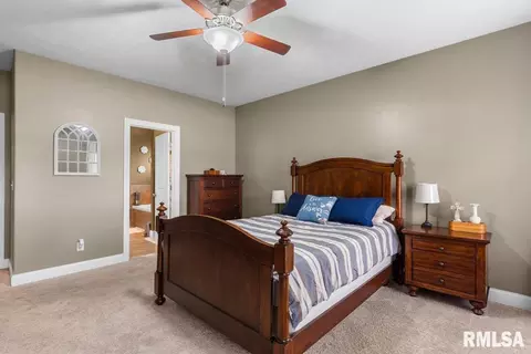 Bedroom - 4713 Greenbriar Dr, Springfield, IL 62711 photo 2 of 7