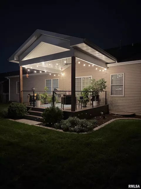 Exterior - 4713 Greenbriar Dr, Springfield, IL 62711 photo 8 of 9