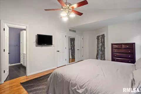 Bedroom - 306 Dover Dr, Chatham, IL 62629 photo 3 of 7
