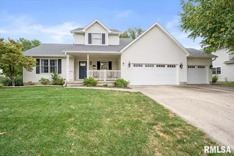 Exterior - 306 Dover Dr, Chatham, IL 62629 photo 9 of 10