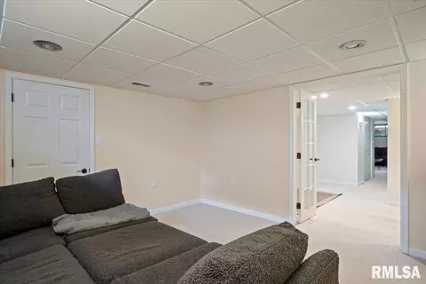 Entry Way - 306 Dover Dr, Chatham, IL 62629 photo 5 of 5