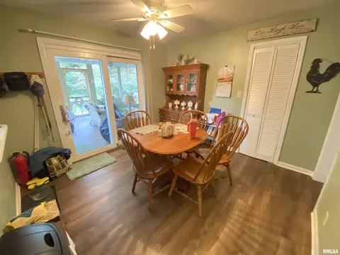 Dining - 46 Circle Dr, Springfield, IL 62703 photo 2 of 2