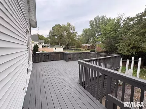 Exterior - 1036 W Washington St, Springfield, IL 62702 photo 3 of 3
