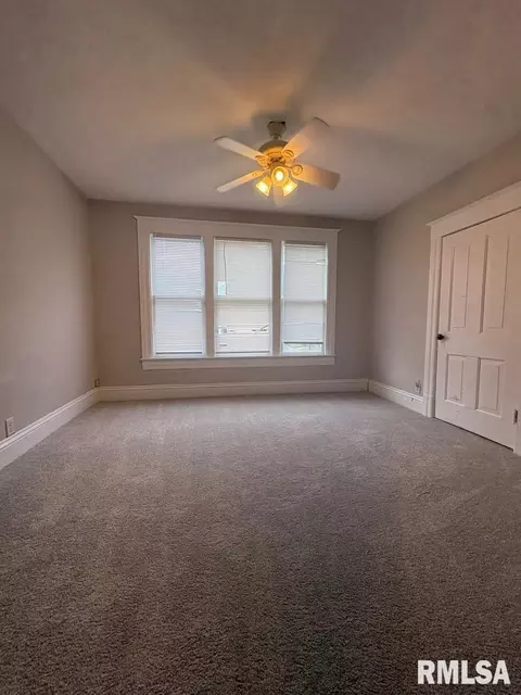 Bedroom - 1036 W Washington St, Springfield, IL 62702 photo 5 of 5