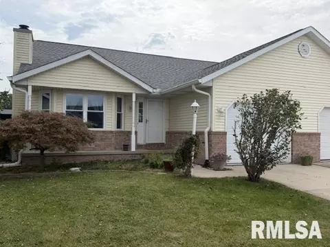 208 Eagle Ridge Dr, Chatham, IL 62629 photo 2
