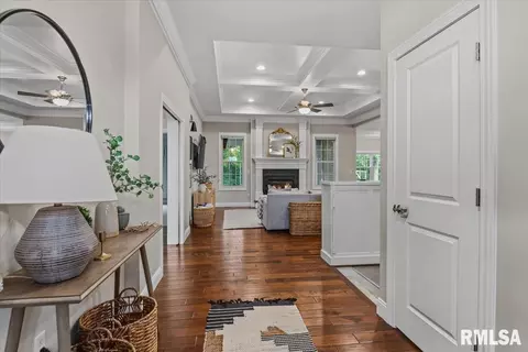 Entry Way - 6620 Phlox Dr, Springfield, IL 62712 photo 1 of 9