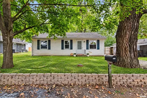 404 Water St, Rochester, IL 62563