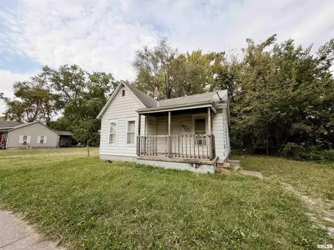 1929 E South Grand Ave, Springfield, IL 62703