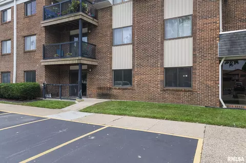 Other - 2650 Cooper Ave, Springfield, IL 62704 photo 2 of 10