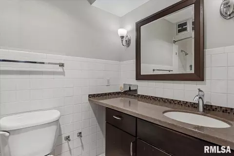 Bath - 1309 S Douglas Ave, Springfield, IL 62704 photo 1 of 2