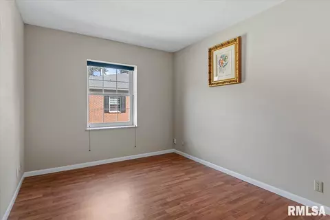 Bedroom - 1309 S Douglas Ave, Springfield, IL 62704 photo 1 of 7