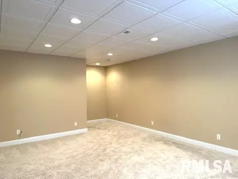 Other - 1620 Hoechester Rd, Springfield, IL 62712 photo 26 of 38